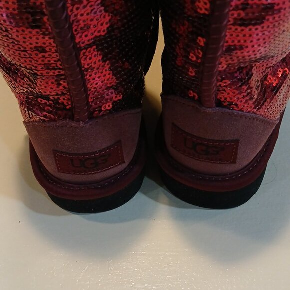 Vintage UGGS Sparkly Red Sequin Boots - Picture 3 of 4